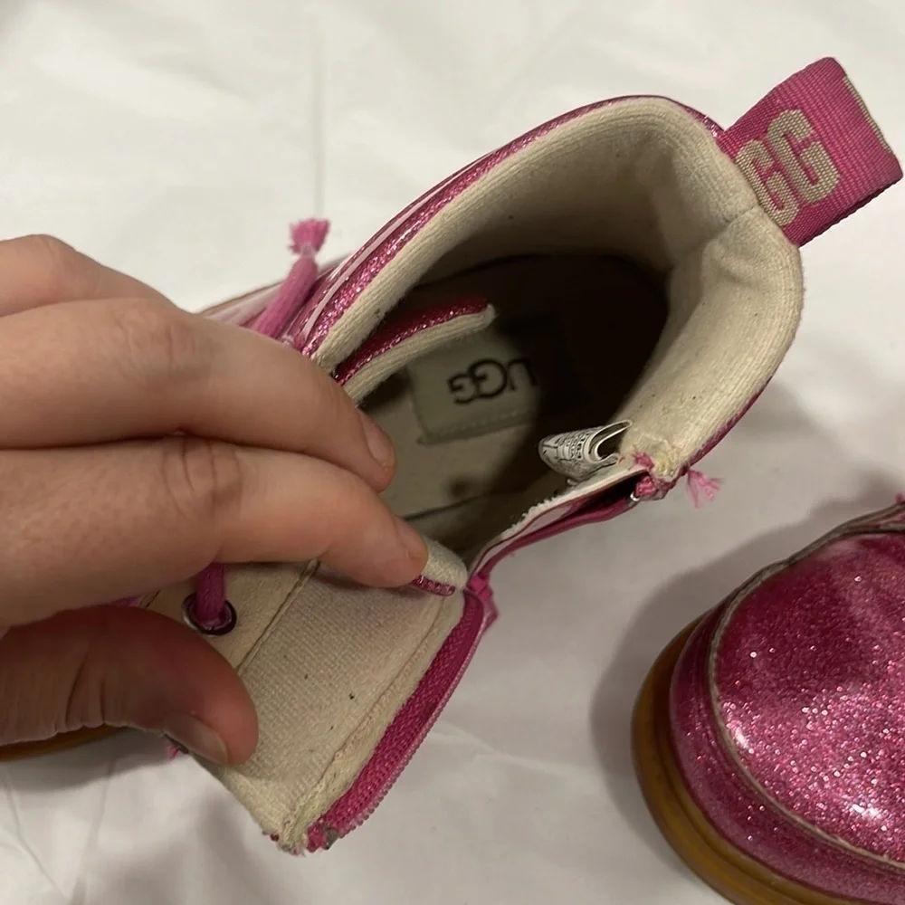 Ugg Robley Kids Pink Glitter Lace-Up Boots Size 4